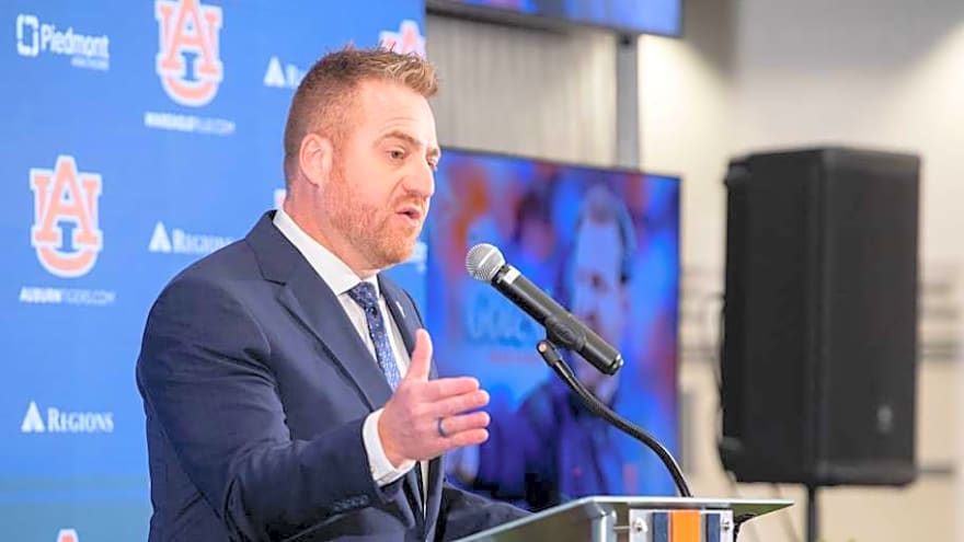 How Alex Golesh Plans to Fix Auburn&#39;s Recent Fourth-Quarter Failures