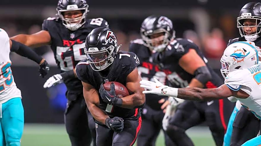 Falcons’ Run Game Faces Crucial Test vs. Patriots’ Elite Defense
