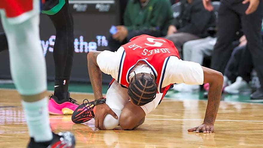 Ty Lue Provides Positive Update on Derrick Jones Jr. & Injured Clippers