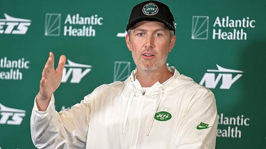 One Trade Jets Should Make to Address Interior OL Depth Concerns Before Preseason Ends 