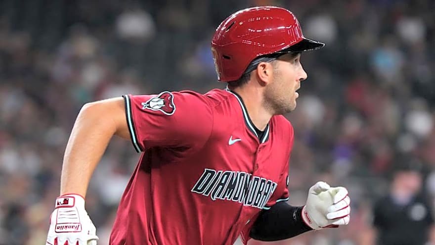Veteran Infielder Reached Career Milestone in Short D-backs Tenure