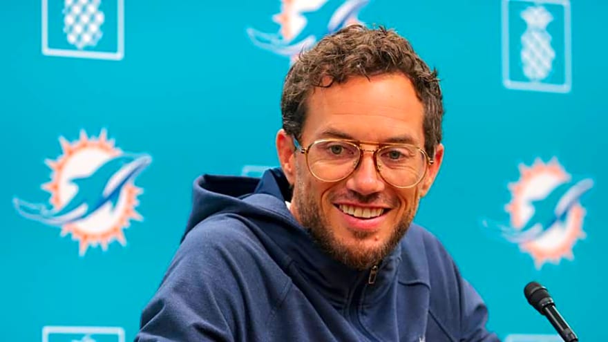 Buccaneers to interview sought-after candidate Mike McDaniel for OC opening