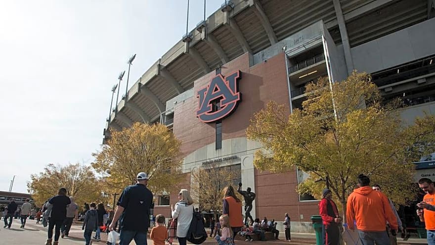 Why This ESPN Analyst Believes Auburn Has One of the Best Schedules in Football