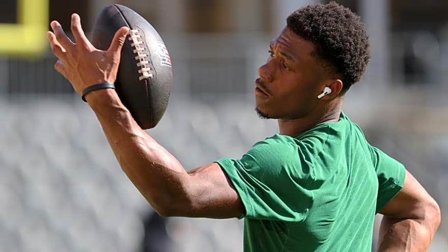 Faria: Arian Smith Isn't About to Lose His Jets Job Despite Early Frustrations