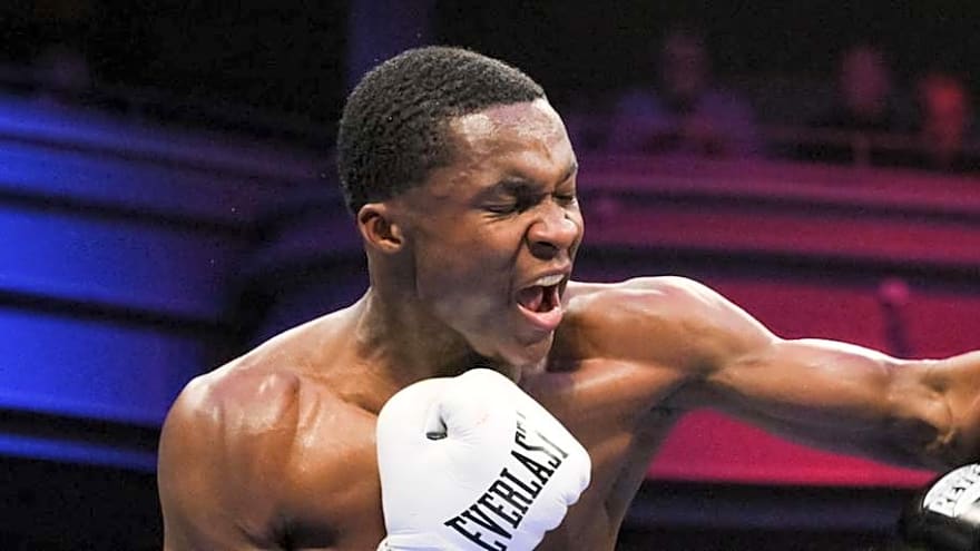 Fans Say Dear Turki: Give Us Abdullah Mason vs Sam Noakes 2