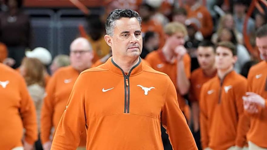 Texas Longhorns in Familiar Territory in Latest Bracketology Prediction