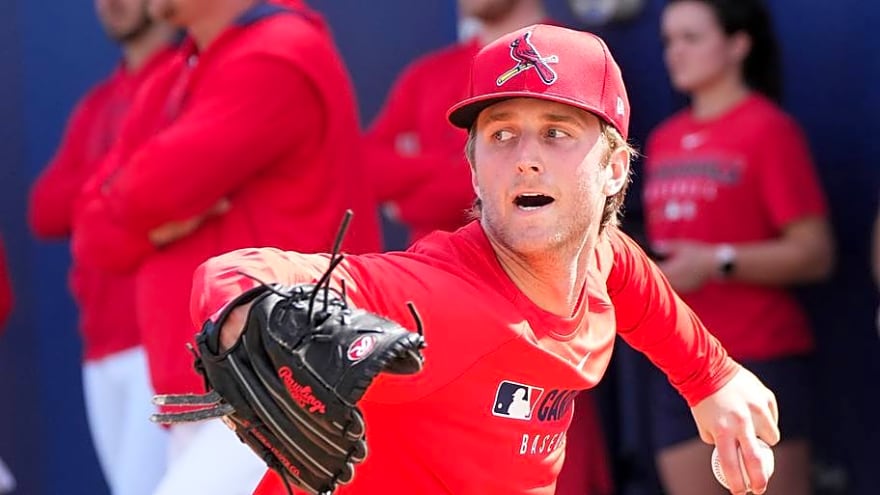 Cardinals Need to Pay Attention to Quinn Mathews Right Now