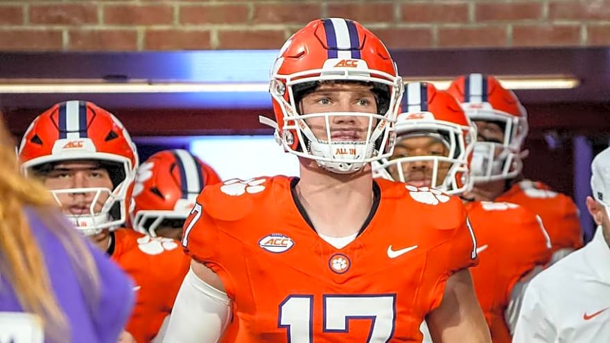 Is Clemson QB Christopher Vizzina Available to Play Against North Carolina?