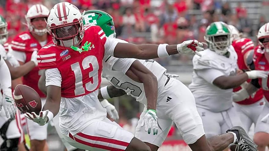 WR Eugene Hilton Jr on Support From Badgers Fans: 'A little Different When You're Winning'