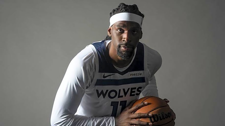 Naz Reid&#39;s headband, DiVincenzo&#39;s toe, Minnesota cold highlight Wolves media day