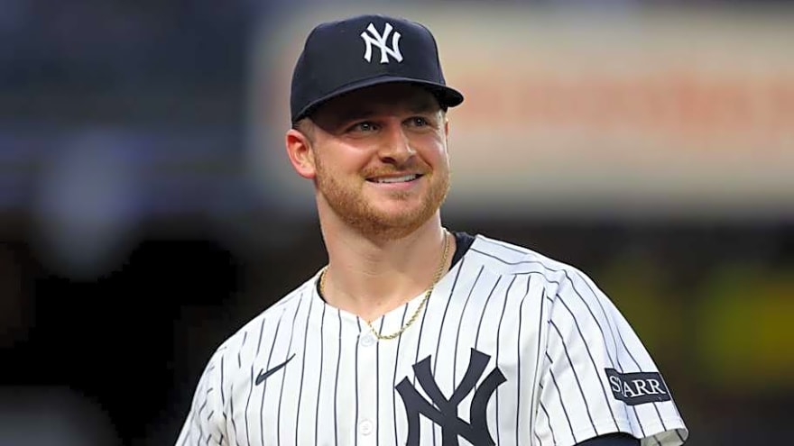 Yankees Manager Explains Shocking Decision to End No-Hitter
