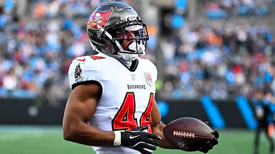 Buccaneers Make Huge Decision With Promising Running Back