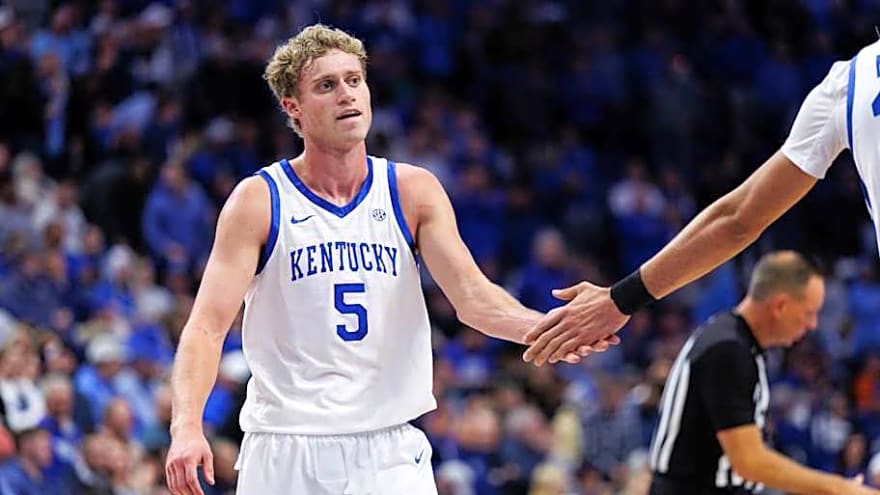 A collapse down the stretch leads to a brutal 67-64 loss for Kentucky over UNC