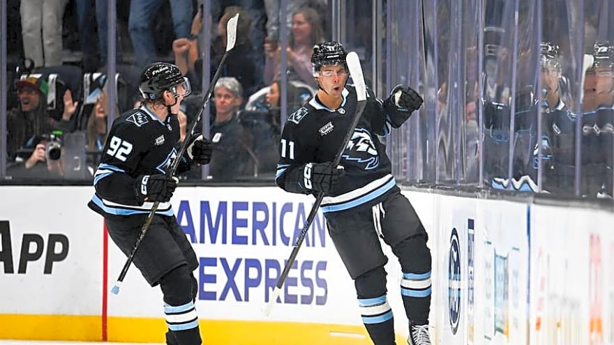 winners and losers from the Mammoth's huge win 6-0 to start the season