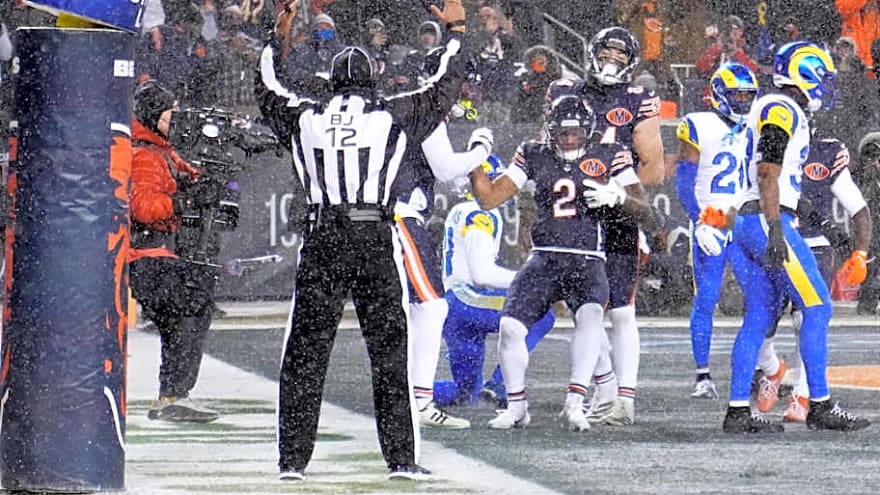 DJ Moore Helped Make Chicago the Place Where Receivers Go to Thrive