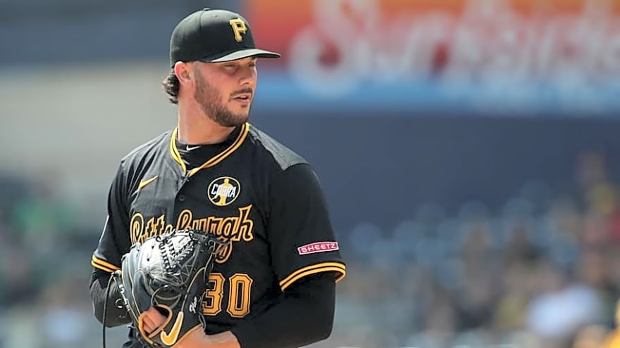 How Pirates&#39; Paul Skenes Compares to NL Cy Young Finalists