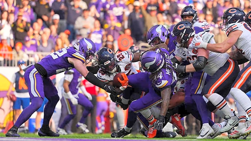 Kyle Monangai emerges as Bears&#39; short-yardage weapon with TD vs. Vikings