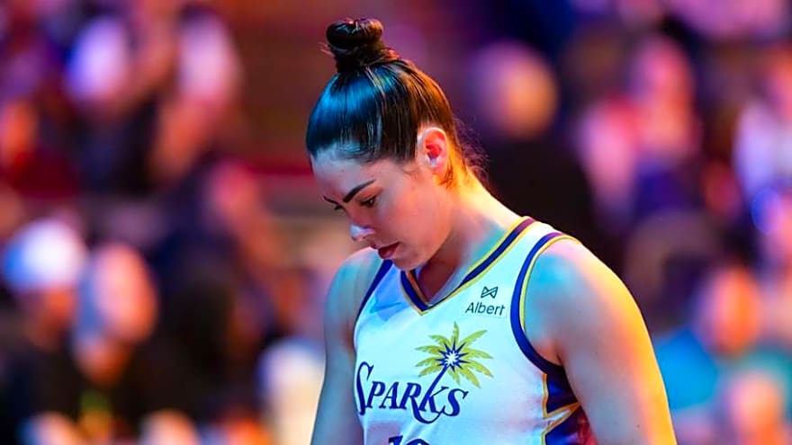 Kelsey Plum Doesn&#39;t Hold Back After Sparks&#39; Season-Ending Loss: &#39;Playoffs Are A Standard&#39;