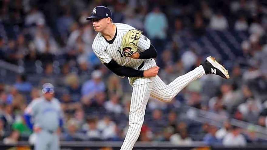 Yankees Get Grim Injury Update on Relief Pitcher
