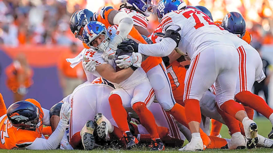 Report: Broncos Yet to Discuss New Deal with Defensive Starter