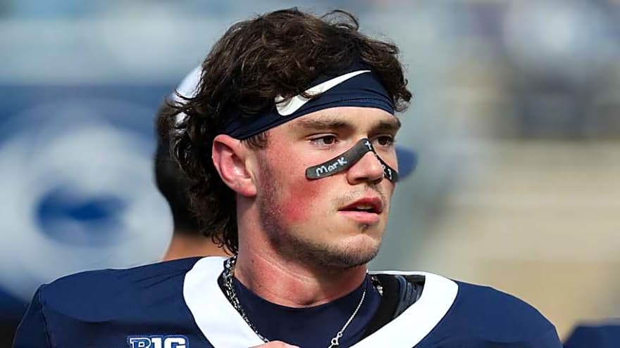 Buccaneers Meet With 7,000-Yard QB Prospect at NFL Combine