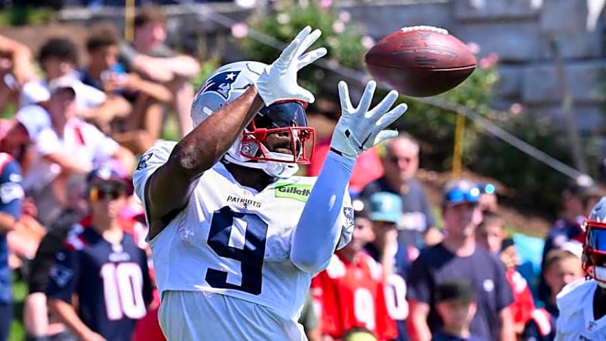 Who Stood Out, Fell Flat at Patriots Training Camp?