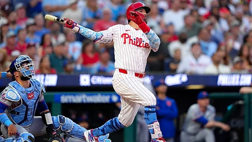 Kyle Schwarber Near Historic Home Run Pace With Phillies