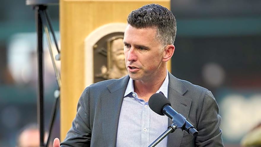 First Move the San Francisco Giants Front Office Must Make This Offseason