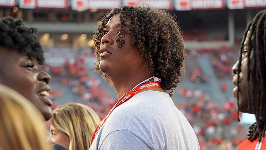 Georgia Tech Is A Finalist for 2027 four-star OT Dewey Young