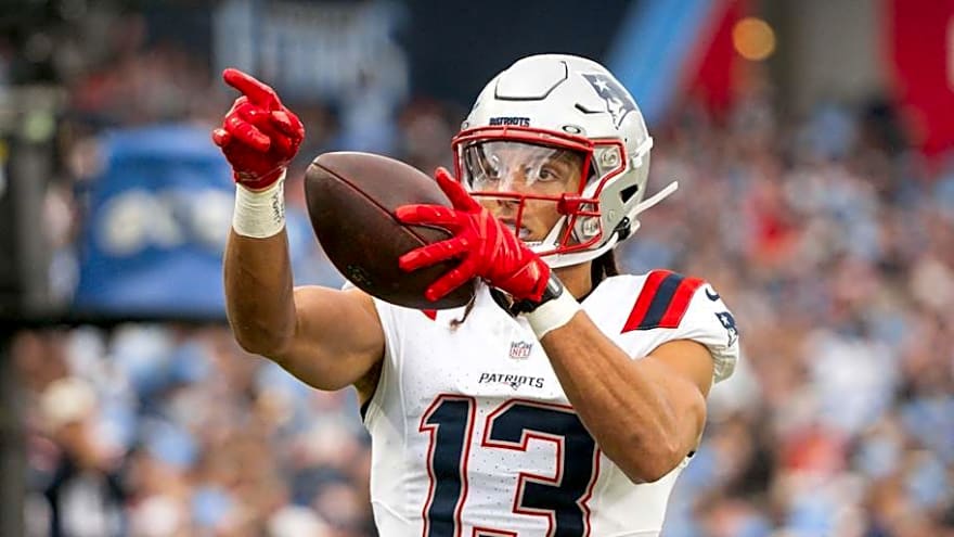 Patriots WR Mack Hollins Arrives With Iconic Reference