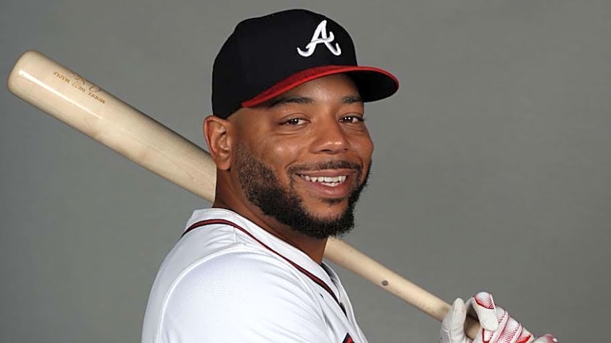 Braves Promote Two Veteran Bats to Opening Day Roster