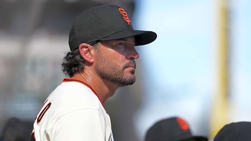 Former MLB GM Says Manager Tony Vitello is ‘Embarrassing’ Giants