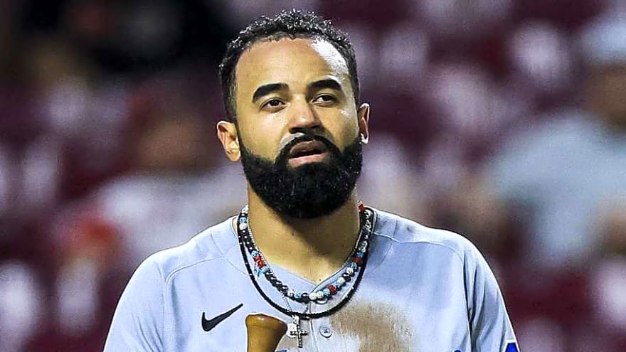 White Sox Sign Outfielder Derek Hill, Non-Tender 3 Players