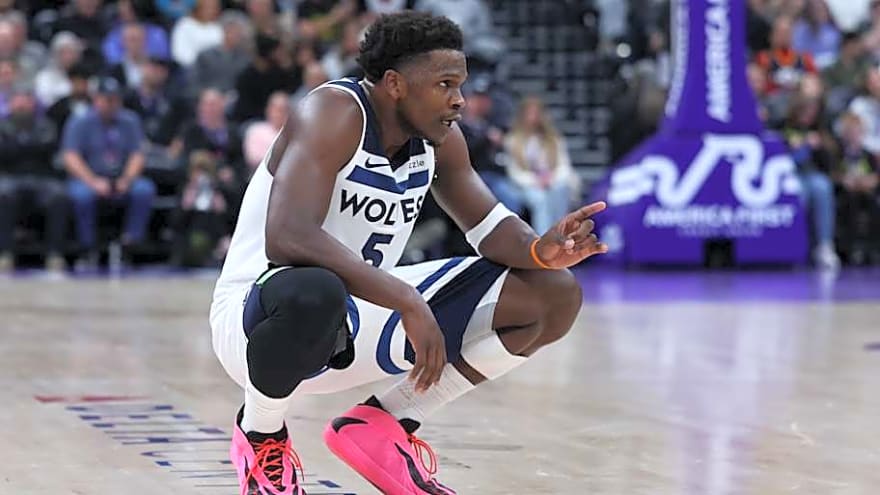 Chris Finch Gives Odd Answer Regarding Anthony Edwards' Foot Injury