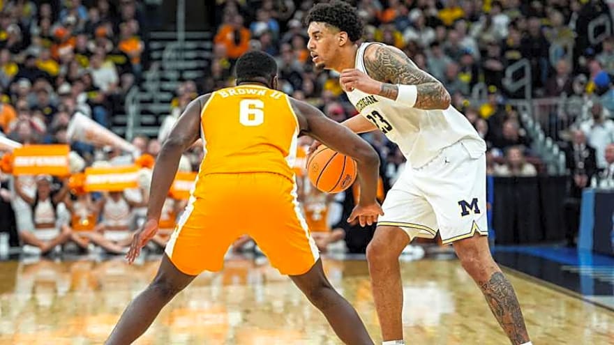 Three Michigan Basketball Players on Midwest All-Region Team After Elite 8 Victory