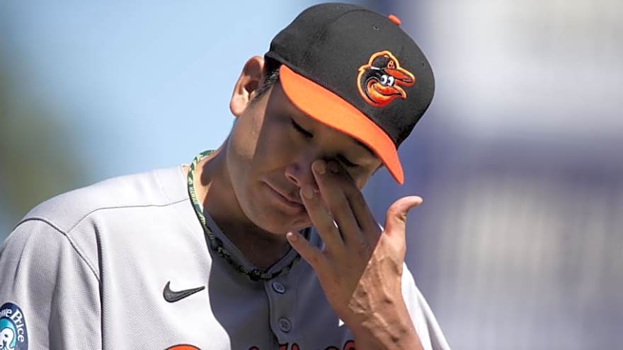 Former Orioles’ Starting Pitcher Signs With Rockies