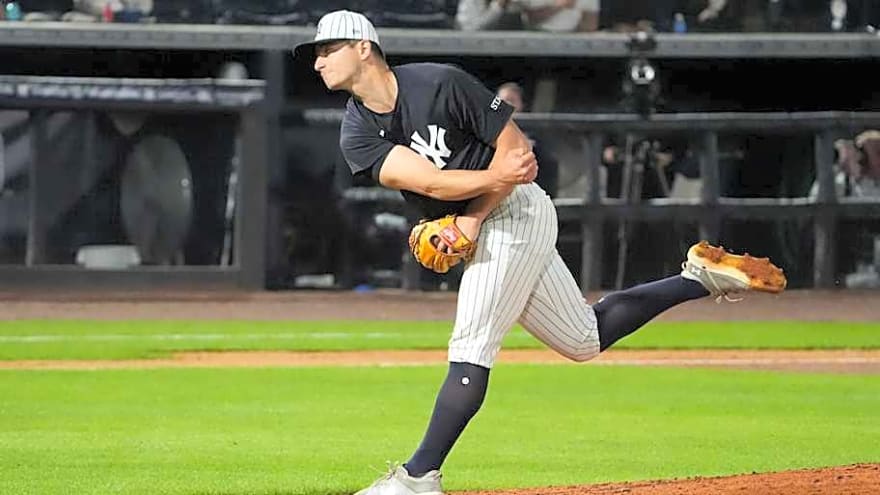 Padres Sign Longtime Yankees Pitching Prospect in Free Agency