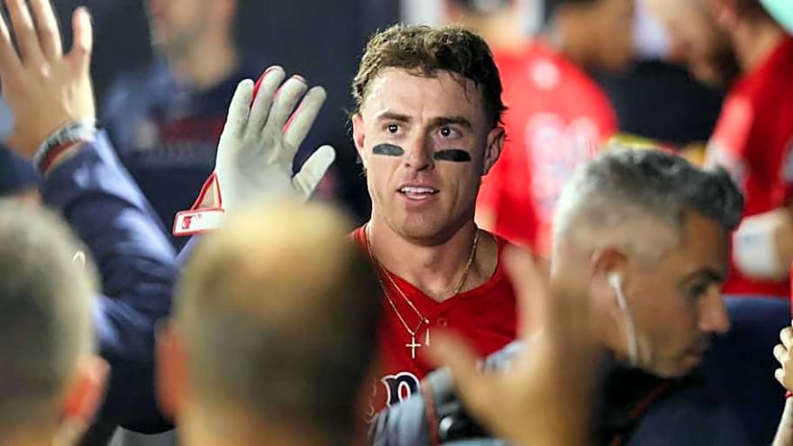 Red Sox Have 3 Early Options to Replace Injured Romy González