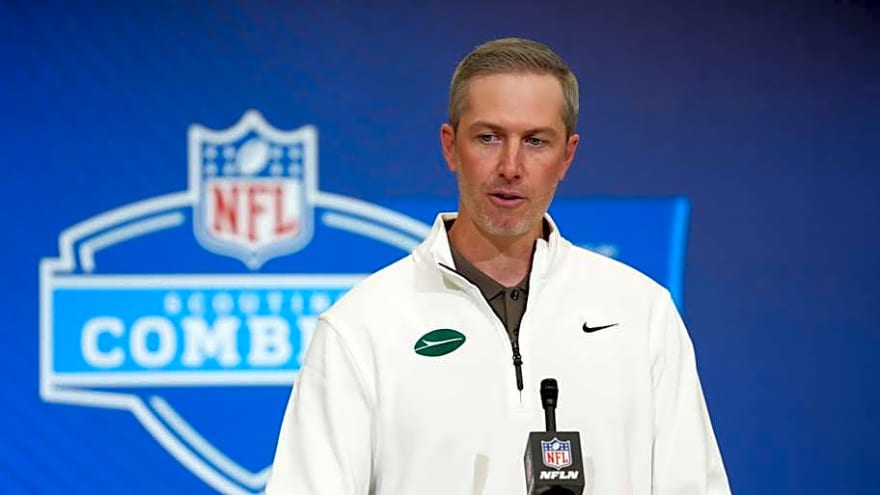 Jets Targeting Intriguing Big Ten OL After Injury-Riddled Season