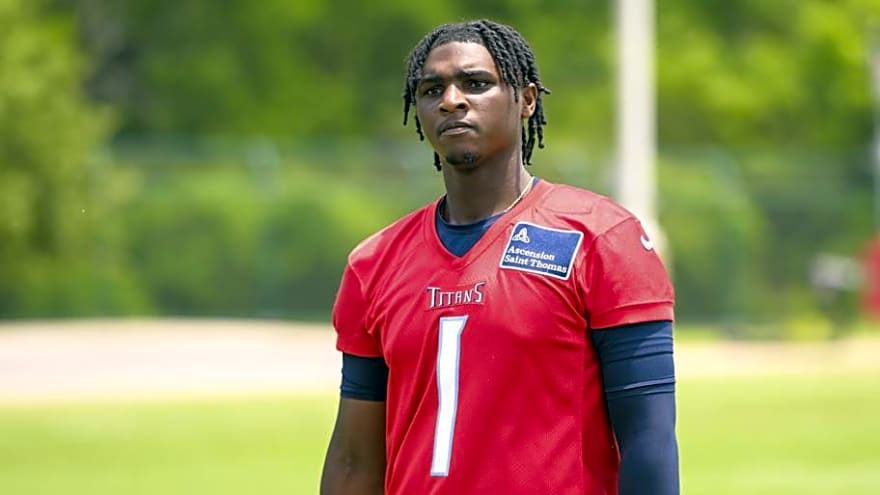 Titans OC Explains Challenges Facing Cam Ward