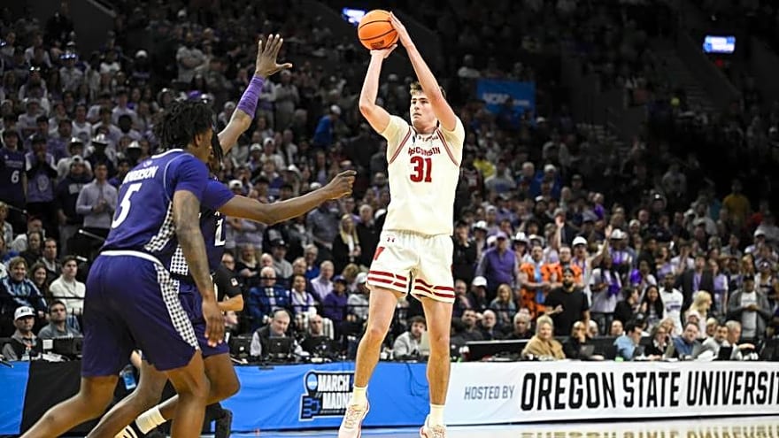 Badger Basketball Exit Meetings: Is Nolan Winter ready to be the guy?