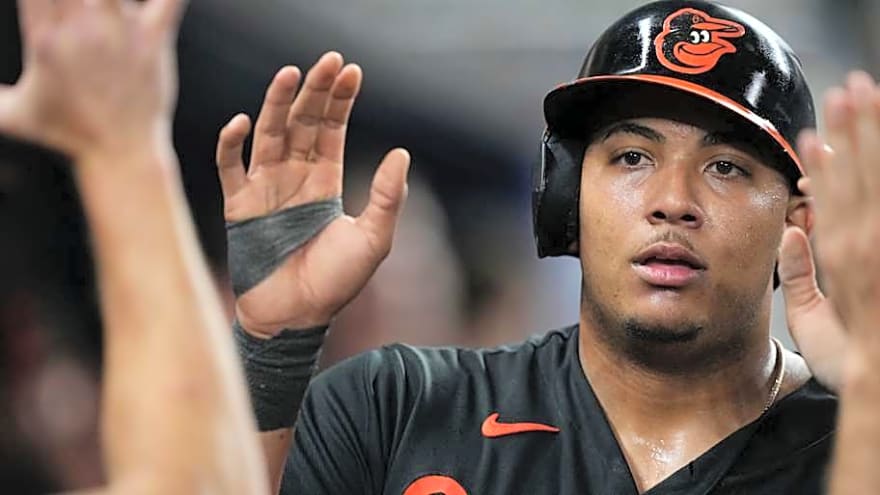 Orioles End Slump With Clutch Hits To Beat Marlins, 9-7