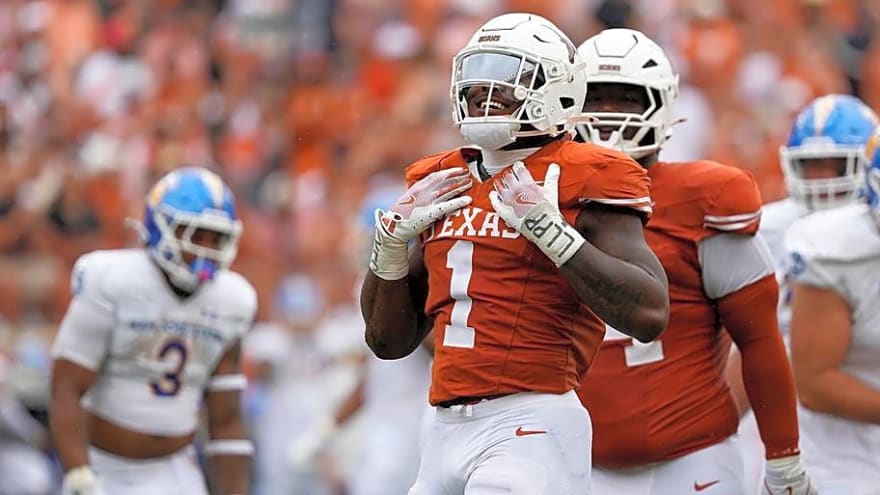 Texas Longhorns Star Colin Simmons Delivers Chilling Message to Ohio State
