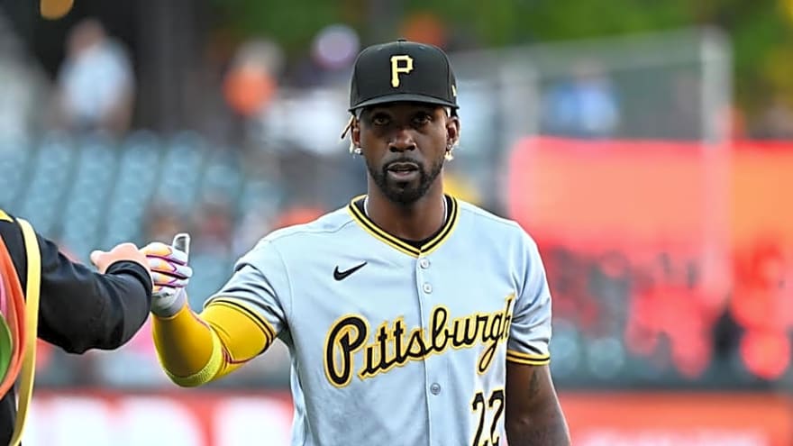 Impact of Andrew McCutchen Rangers Deal on Righty Bat Market