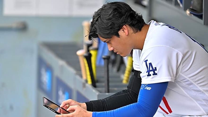 Dodgers Pitching Coach Reveals Concern Level With Shohei Ohtani's Injury