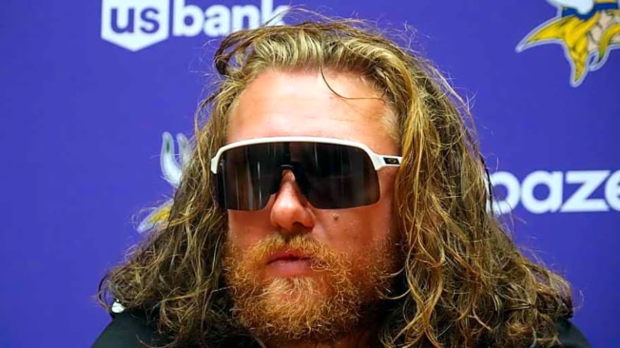 Vikings Restructure TJ Hockenson's Contract to Clear More Cap Space