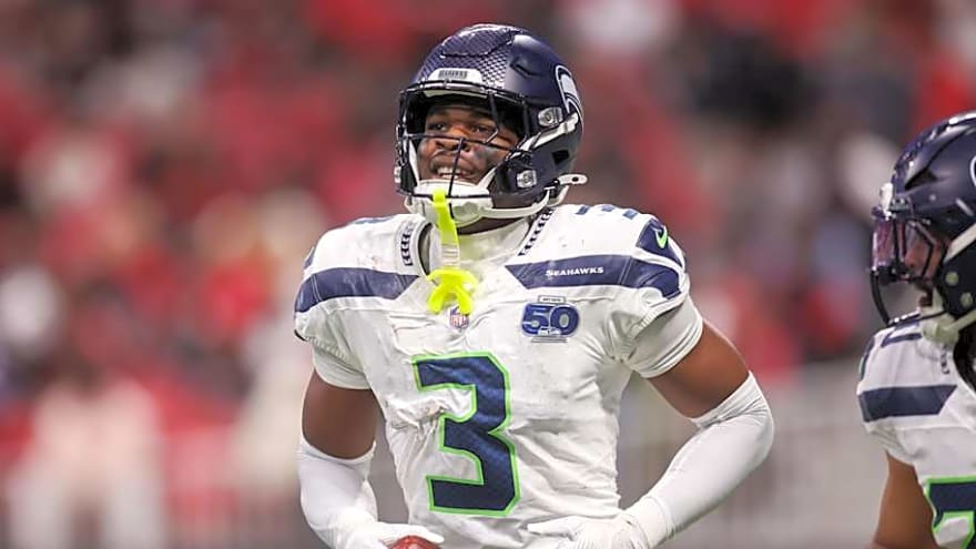 Seahawks&#39; rising star should be favorite for NFL Defensive Rookie of the Year