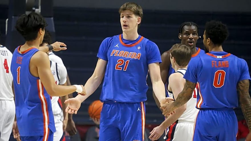 Gators Basketball Wins Seventh Straight with Big Road Win at Ole Miss