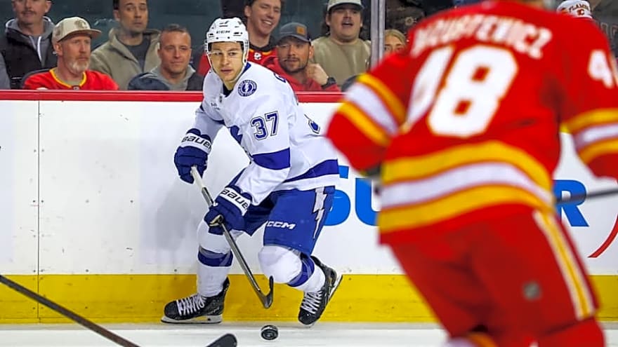 Jon Cooper Explains Why Lightning Value Yanni Gourde