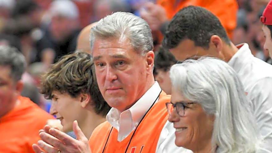 Miami AD Dan Radakovich Weighs in on the Hurricanes&#39; Case for the CFP